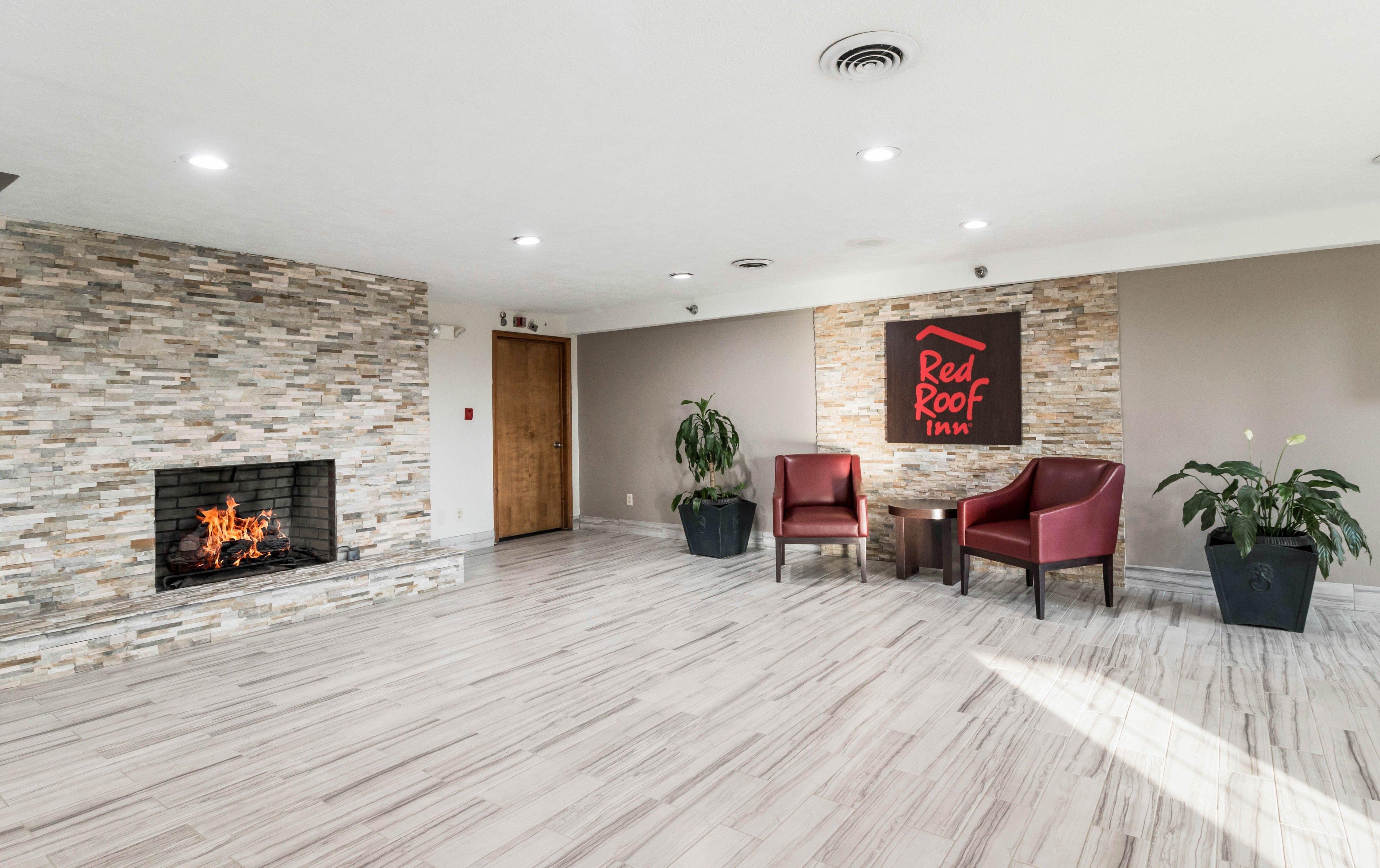 Red Roof Inn Cadiz Exterior photo